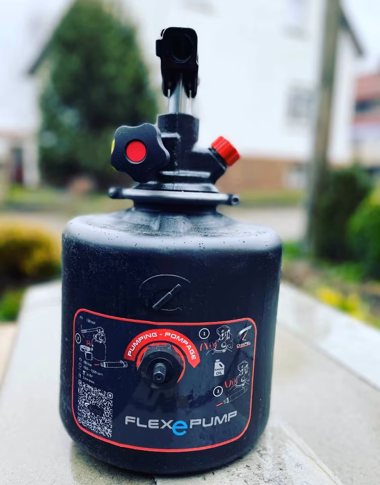 Chapel FLEXePUMP